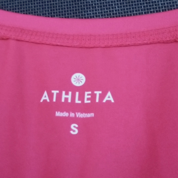Athleta Intrepid UPF 50+ top in red Sm - Picture 9 of 11